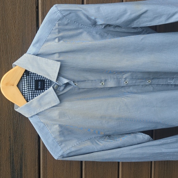 Hugo Boss Black & White Thin Stripe Men's Dress Shirt Regular Fit M Like New - Picture 2 of 9